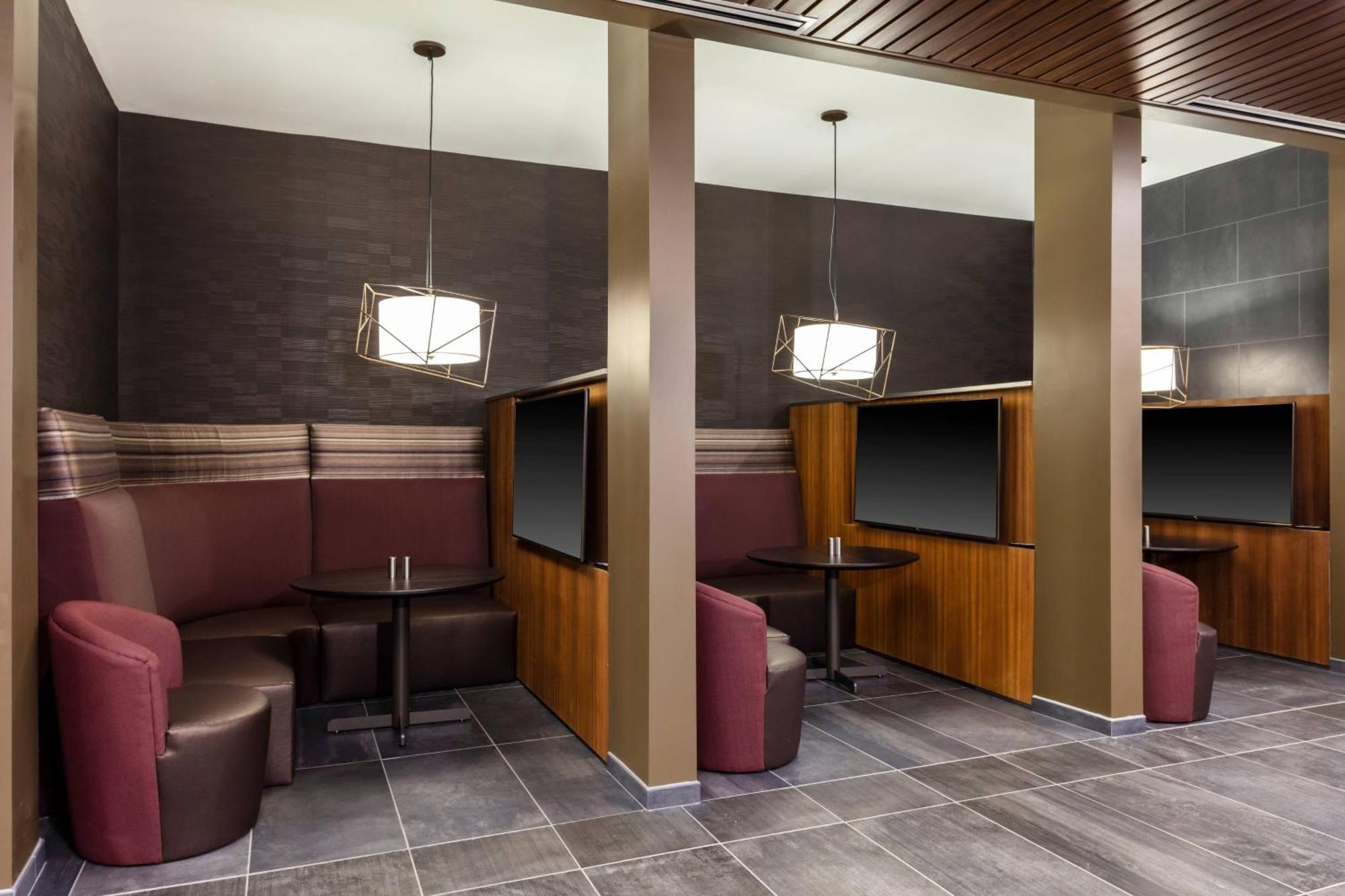 Hotel Courtyard By Marriott Indianapolis West-Speedway Zewnętrze zdjęcie